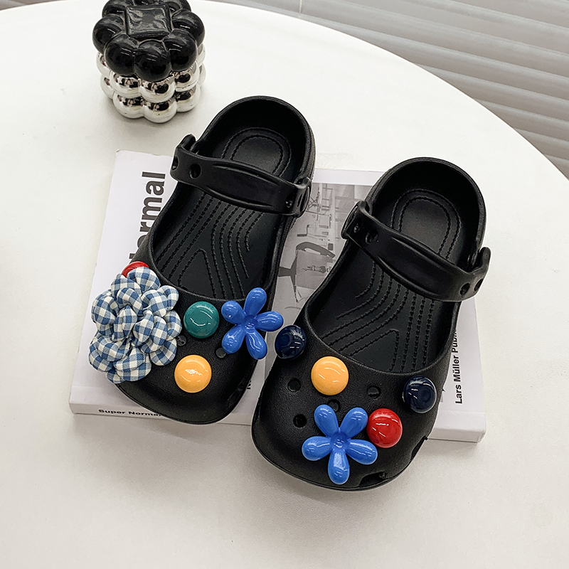 A pair of decorative Mary Jane - Outdoor Camping Slippers ulasan dan harga